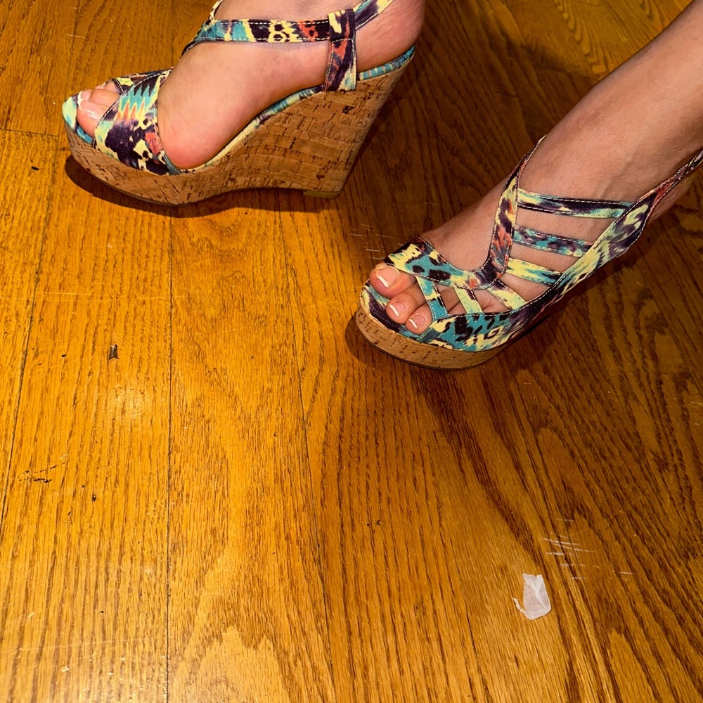 Colorful wedges - Picture 3 of 8